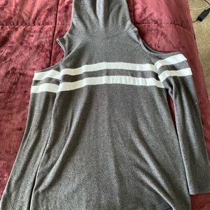 Open Shoulder Scarf Neck Long Sleeve Shirt